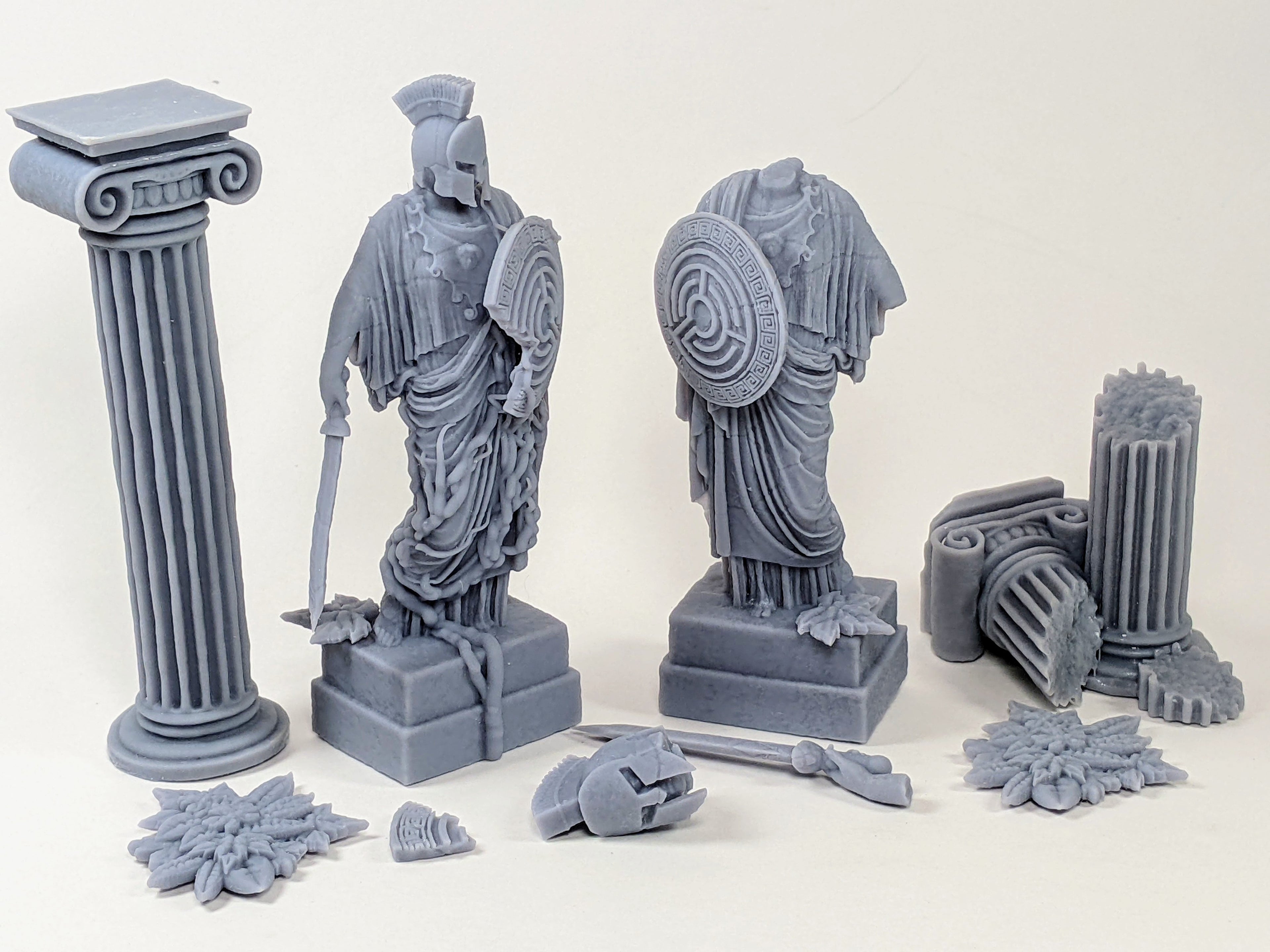 Temple antique — Piliers & Statues
